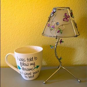 NEW Follow Your Dreams Coffee 18oz Mug